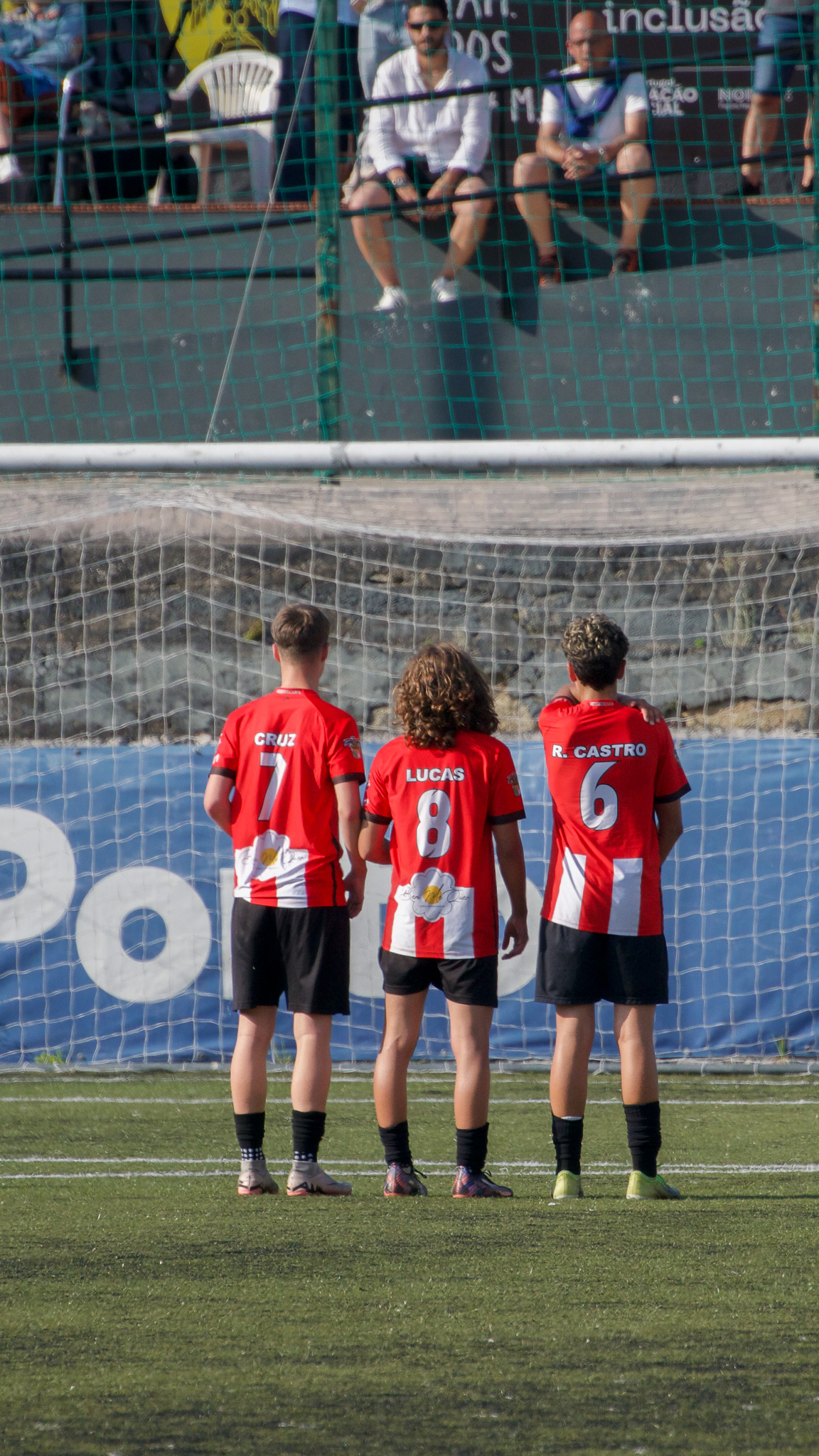 24/25